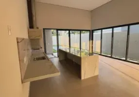 Foto 1 de Sobrado com 3 Quartos à venda, 124m² em Vila Lavínia, Mogi das Cruzes