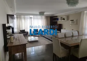 Foto 1 de Apartamento com 3 Quartos para venda ou aluguel, 194m² em Gonzaga, Santos