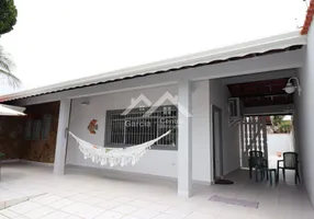 Foto 1 de Casa com 4 Quartos à venda, 175m² em ARPOADOR, Peruíbe