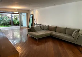 Foto 1 de Casa de Condomínio com 3 Quartos para alugar, 445m² em Brooklin, São Paulo