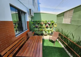Foto 1 de Apartamento com 2 Quartos à venda, 76m² em Itacolomi, Balneário Piçarras