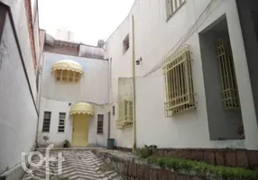 Foto 1 de Casa com 4 Quartos à venda, 180m² em Santa Cecília, Porto Alegre
