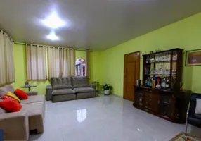 Foto 1 de Casa com 5 Quartos à venda, 300m² em Vila Galvão, Guarulhos