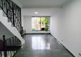 Foto 1 de Casa com 3 Quartos à venda, 241m² em Ipiranga, São Paulo