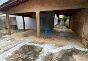 Foto 1 de Casa com 6 Quartos para alugar, 220m² em Vila Mauá, Goiânia