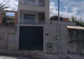 Foto 1 de Casa com 3 Quartos à venda, 200m² em Vila Cristina, Betim