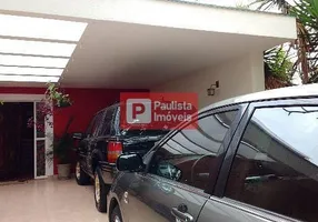 Foto 1 de Casa com 5 Quartos para alugar, 250m² em Chácara Monte Alegre, São Paulo