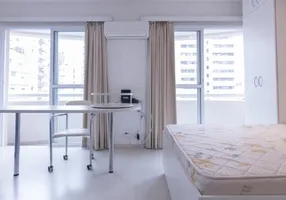 Foto 1 de Apartamento com 1 Quarto para alugar, 34m² em Perdizes, São Paulo