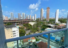 Foto 1 de Apartamento com 3 Quartos à venda, 67m² em Ilha do Leite, Recife