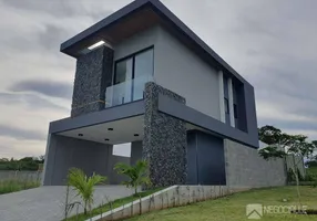 Foto 1 de Casa de Condomínio com 4 Quartos à venda, 167m² em Vila Cabral , Campina Grande