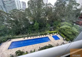 Foto 1 de Apartamento com 4 Quartos para venda ou aluguel, 172m² em Morumbi, São Paulo