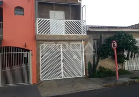 Foto 1 de Sobrado com 3 Quartos à venda, 249m² em Vila Prado, São Carlos