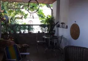 Foto 1 de Casa com 3 Quartos à venda, 93m² em Itararé, São Vicente