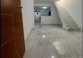 Foto 1 de Sobrado com 2 Quartos à venda, 102m² em Jardim Clímax, São Paulo