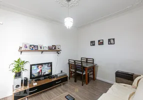 Foto 1 de Apartamento com 2 Quartos à venda, 58m² em Azenha, Porto Alegre