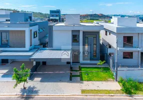 Foto 1 de Casa de Condomínio com 3 Quartos à venda, 220m² em Loteamento Floresta, São José dos Campos
