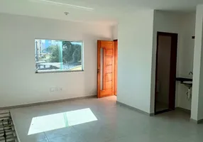 Foto 1 de Sobrado com 2 Quartos para alugar, 80m² em Vila Carmosina, São Paulo