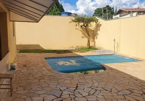 Foto 1 de Casa com 2 Quartos à venda, 202m² em Sumaré, Caraguatatuba