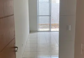 Foto 1 de Apartamento com 2 Quartos para alugar, 60m² em Ypiranga, Valparaíso de Goiás