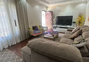 Foto 1 de Casa com 3 Quartos à venda, 246m² em Vila Tijuco, Guarulhos