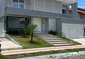 Foto 1 de Casa com 3 Quartos à venda, 420m² em Jurerê Internacional, Florianópolis