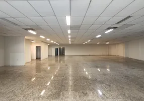 Foto 1 de Galpão/Depósito/Armazém para alugar, 670m² em Santa Cecília, São Paulo