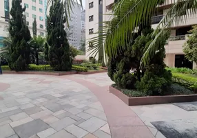 Foto 1 de Apartamento com 4 Quartos à venda, 190m² em Jardim América, São Paulo