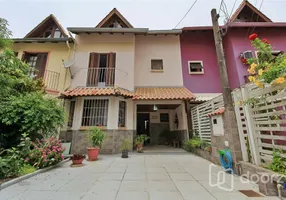 Foto 1 de Casa de Condomínio com 3 Quartos à venda, 162m² em Guarujá, Porto Alegre