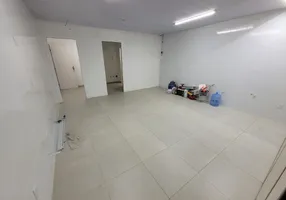 Foto 1 de Ponto Comercial para alugar, 60m² em Buraquinho, Lauro de Freitas