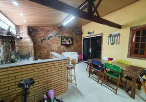 Foto 1 de Casa com 3 Quartos à venda, 225m² em Guaratiba, Rio de Janeiro