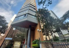 Foto 1 de Apartamento com 4 Quartos à venda, 180m² em Indianópolis, São Paulo