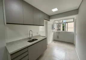 Foto 1 de Apartamento com 4 Quartos para alugar, 100m² em Centro, Canoas