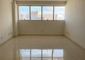 Foto 1 de Sala Comercial para alugar, 39m² em Mangabeiras, Maceió