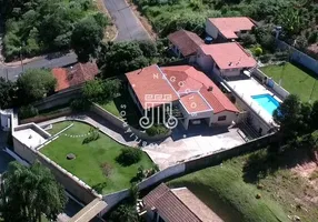 Foto 1 de Fazenda/Sítio com 3 Quartos à venda, 338m² em Das Posses, Serra Negra