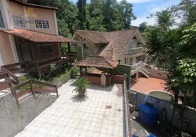 Foto 1 de Casa com 3 Quartos à venda, 300m² em Matapaca, Niterói