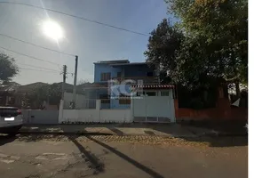 Foto 1 de Casa com 3 Quartos à venda, 255m² em Vila João Pessoa, Porto Alegre