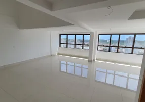 Foto 1 de Apartamento com 3 Quartos à venda, 215m² em Lagoa Nova, Natal