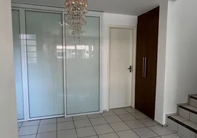 Foto 1 de Casa de Condomínio com 4 Quartos à venda, 130m² em Planalto, Teresina