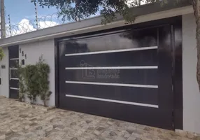 Foto 1 de Casa com 2 Quartos à venda, 100m² em Jardim Santa Thereza, Araraquara