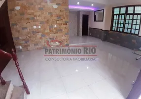Foto 1 de Casa com 7 Quartos à venda, 454m² em Braz de Pina, Rio de Janeiro