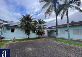 Foto 1 de Casa com 6 Quartos à venda, 200m² em Balneário Praia do Pernambuco, Guarujá