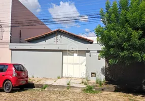 Foto 1 de Casa com 3 Quartos para alugar, 250m² em Tabuleta, Teresina