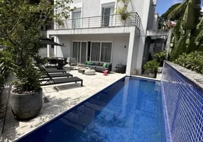 Foto 1 de Casa com 5 Quartos à venda, 730m² em Cidade Jardim, São Paulo