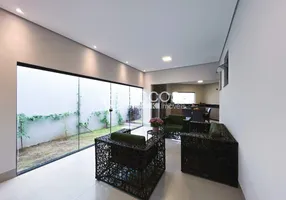 Foto 1 de Casa com 3 Quartos à venda, 220m² em Morada da Colina, Uberlândia