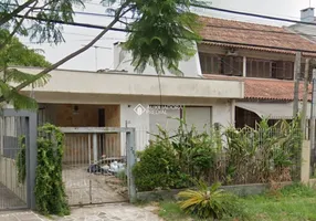 Foto 1 de Casa com 2 Quartos à venda, 250m² em Chácara das Pedras, Porto Alegre