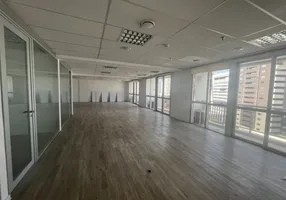 Foto 1 de Sala Comercial para alugar, 200m² em Chácara Santo Antônio, São Paulo