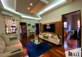 Foto 1 de Casa com 4 Quartos à venda, 330m² em Jardim Moyses Miguel Haddad, São José do Rio Preto