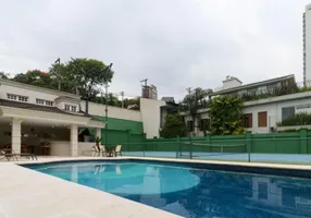 Foto 1 de Sobrado com 5 Quartos à venda, 700m² em Vila Madalena, São Paulo