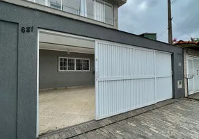 Foto 1 de Sobrado com 2 Quartos à venda, 100m² em Canto do Forte, Praia Grande