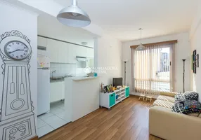 Foto 1 de Apartamento com 2 Quartos à venda, 51m² em Santana, Porto Alegre